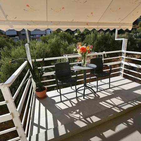 Apartment Alitocatos