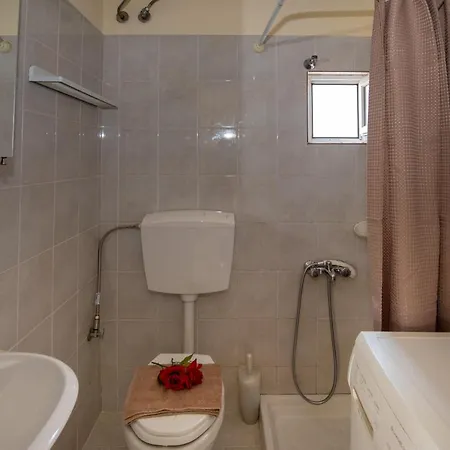 Apartment Alitocatos