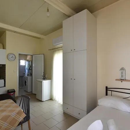 Apartment Alitocatos *