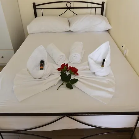 Alitocatos 아파트 하니아