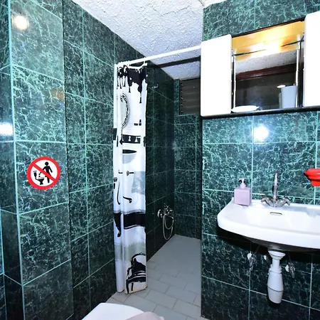 Alitocatos Apartment