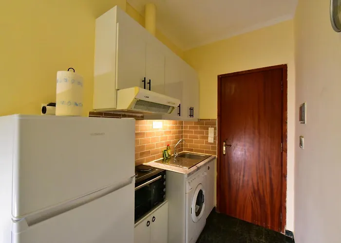 Alitocatos アパート ハニア