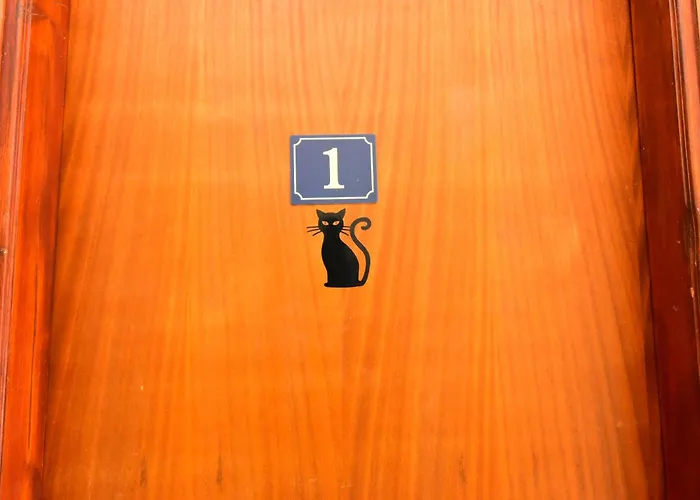 Alitocatos ハニア